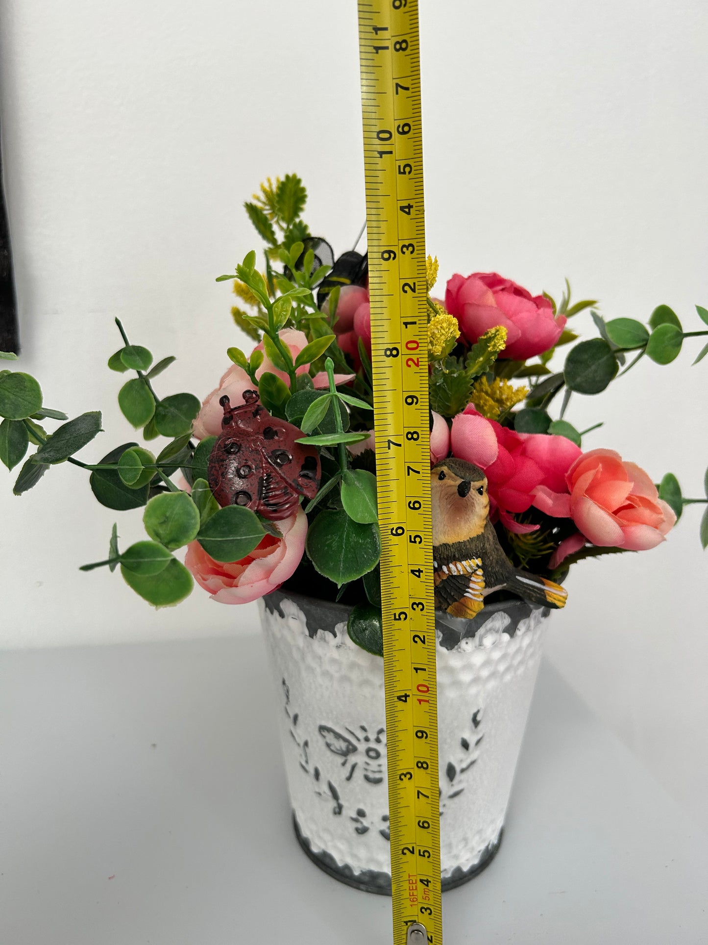 Rose Artificial Flower Tin Can
